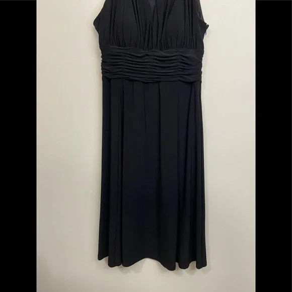 Dressbarn Collection Women's Size 10 Black Dress Jewleled Neckline Sleeveless - Picture 6 of 13